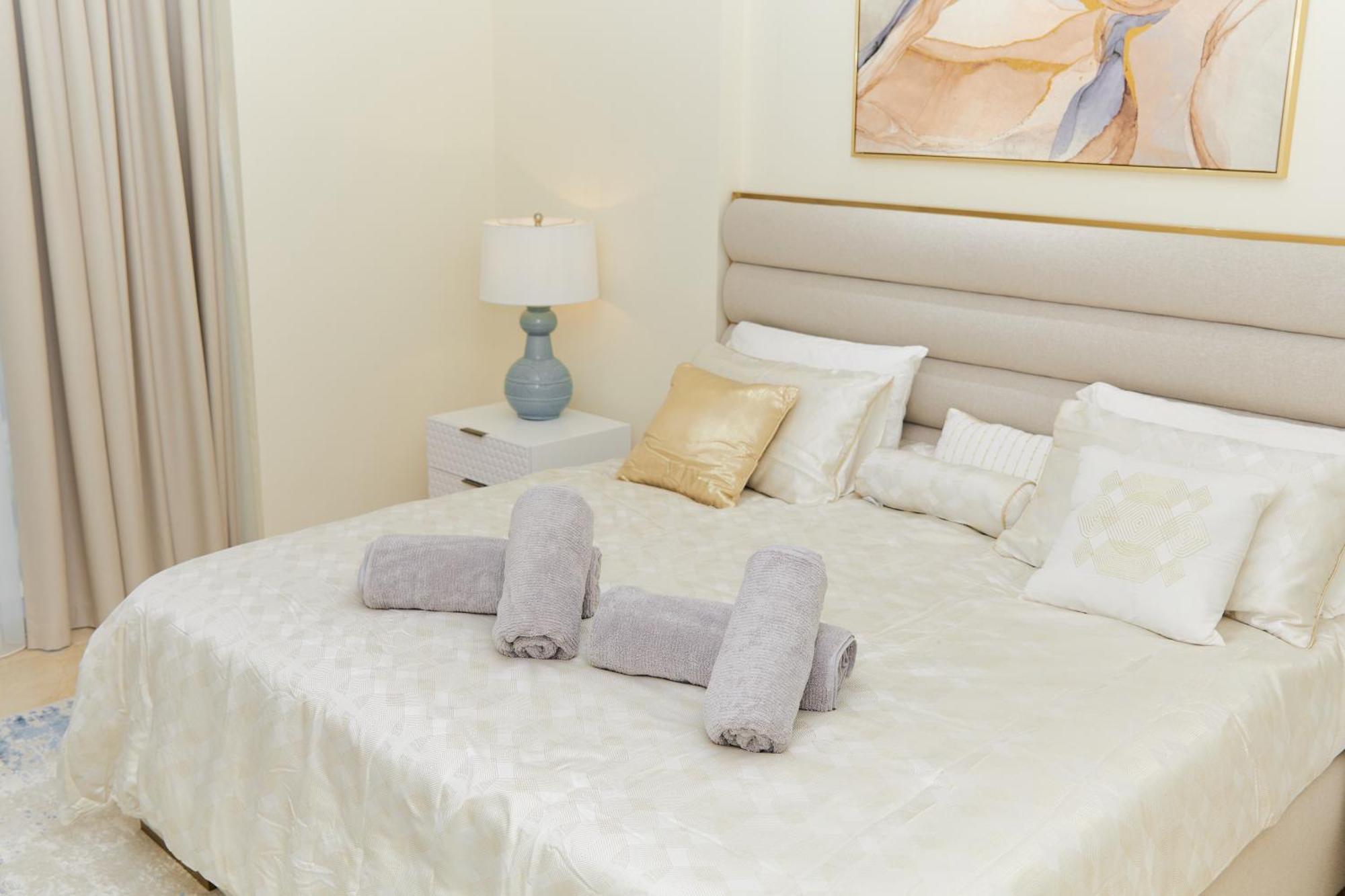 The 8, Palm Jumeirah, Serene Bay Apartment Dubai